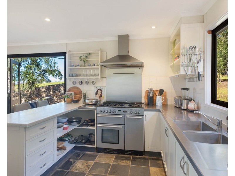 27 Victoria Creek Road, Central Tilba NSW 2546