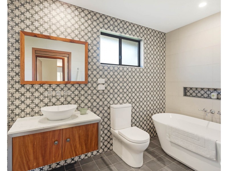 34 Lakeside Drive, Kianga NSW 2546
