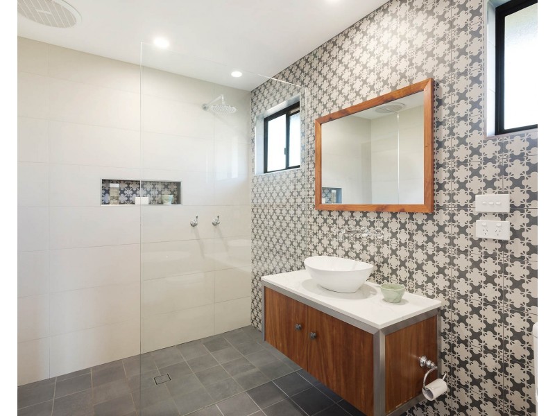 34 Lakeside Drive, Kianga NSW 2546