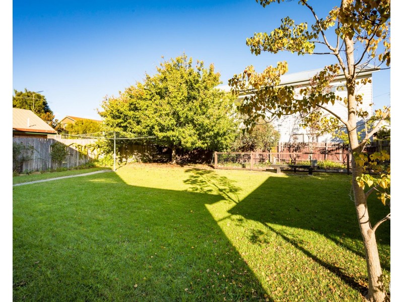 34 Lakeside Drive, Kianga NSW 2546