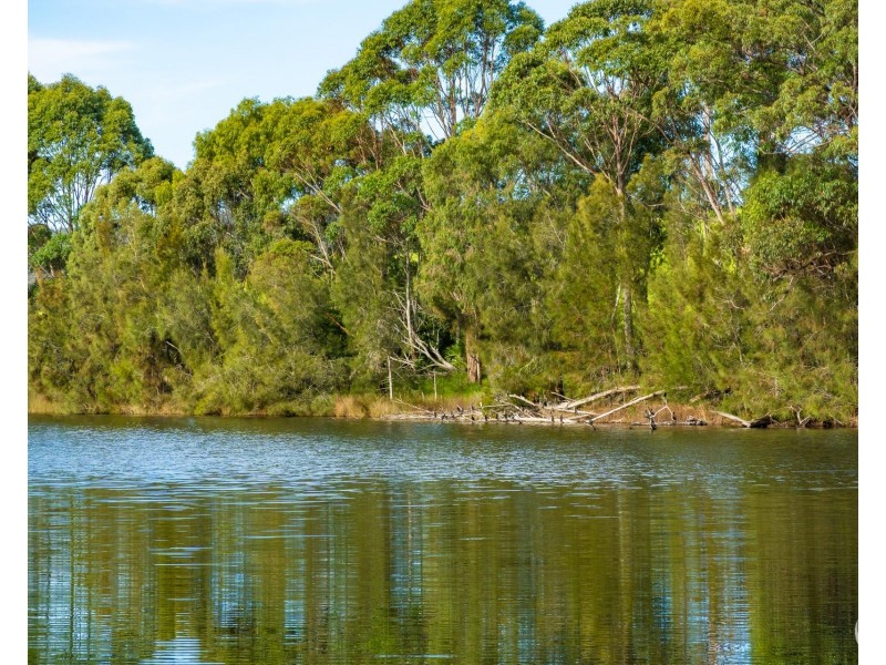 759 Old Highway, Narooma NSW 2546