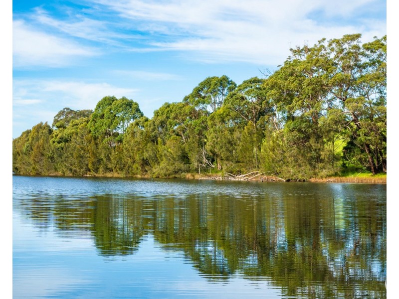 759 Old Highway, Narooma NSW 2546