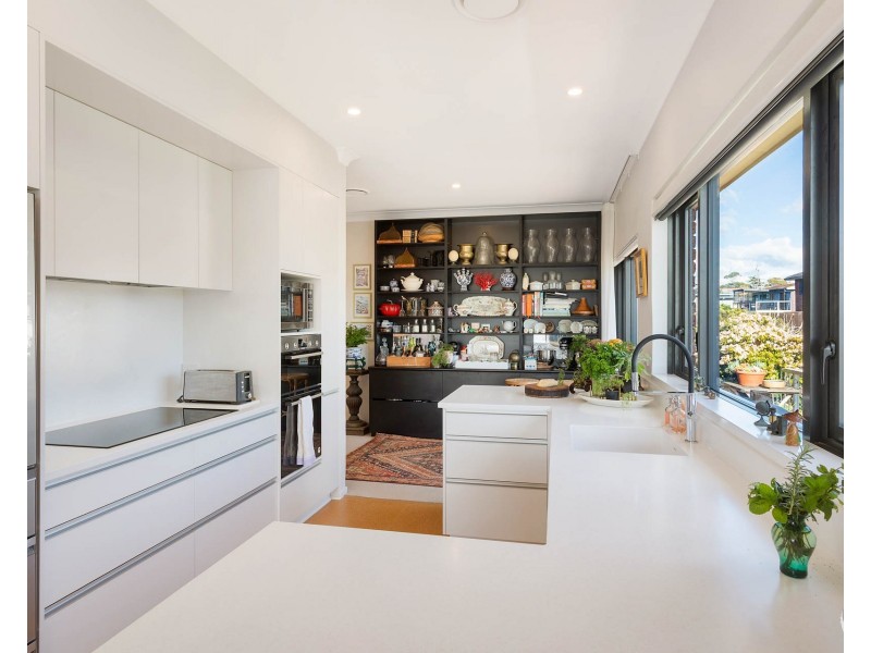 35 Mcmillan Crescent, Dalmeny NSW 2546