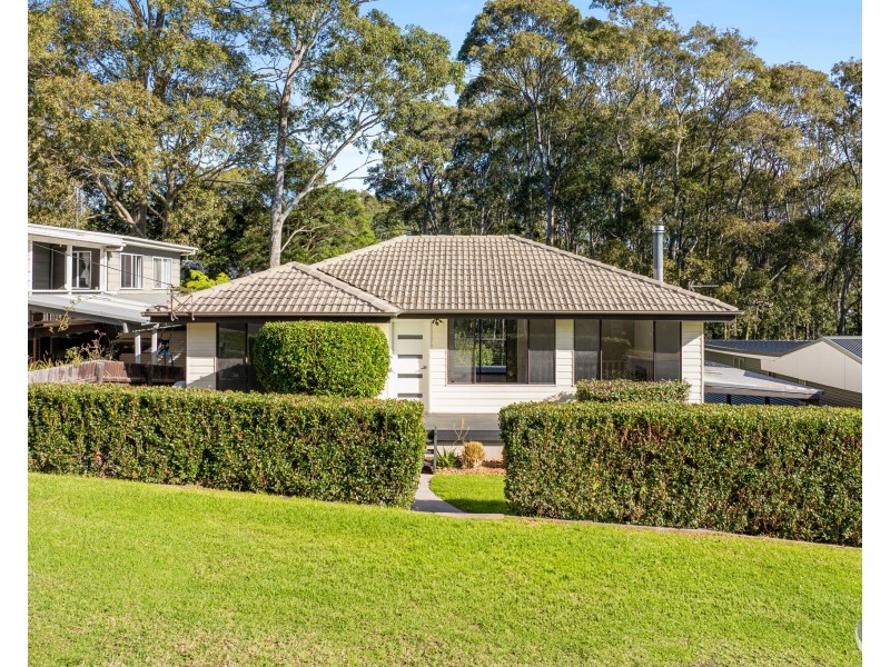 3 Dorothy Drive, Narooma NSW 2546