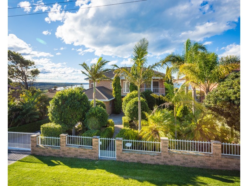 26 Cresswick Parade, Dalmeny NSW 2546