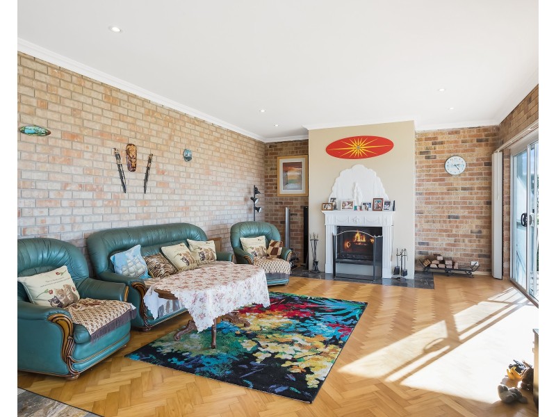 26 Cresswick Parade, Dalmeny NSW 2546
