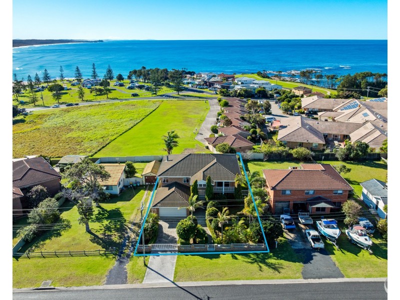 26 Cresswick Parade, Dalmeny NSW 2546