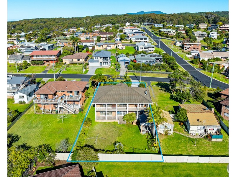 26 Cresswick Parade, Dalmeny NSW 2546