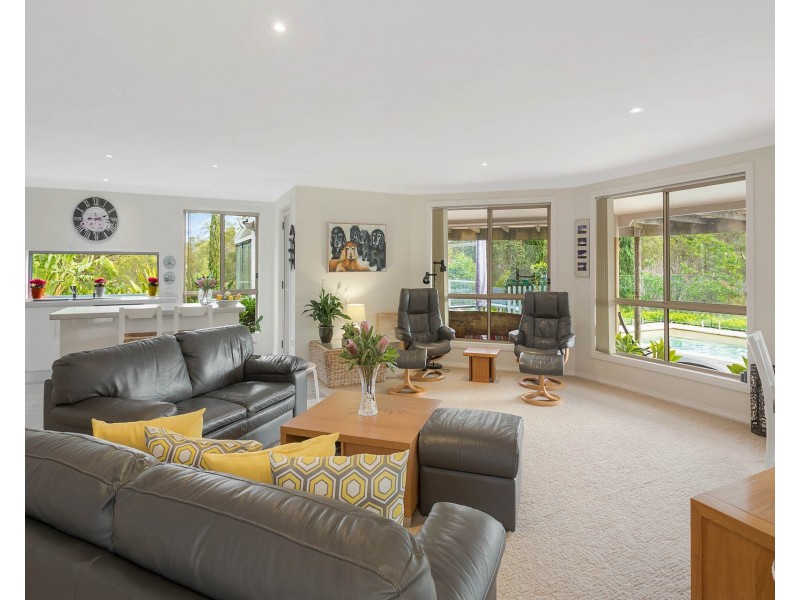 345 Old Highway, Narooma NSW 2546