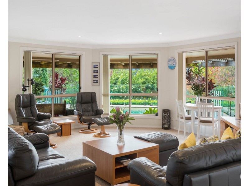 345 Old Highway, Narooma NSW 2546
