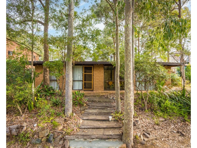 16 Loader Parade, Narooma NSW 2546