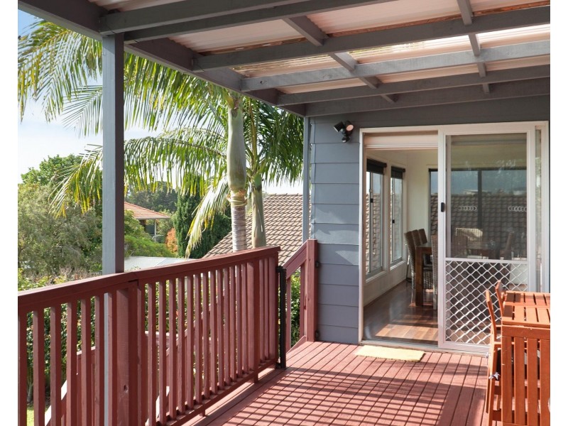 30 Tatiara Street, Dalmeny NSW 2546