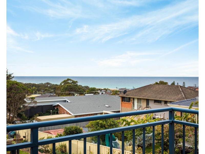 28 Hillside Crescent, Kianga NSW 2546