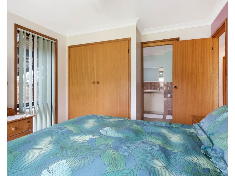 28 Hillside Crescent, Kianga NSW 2546