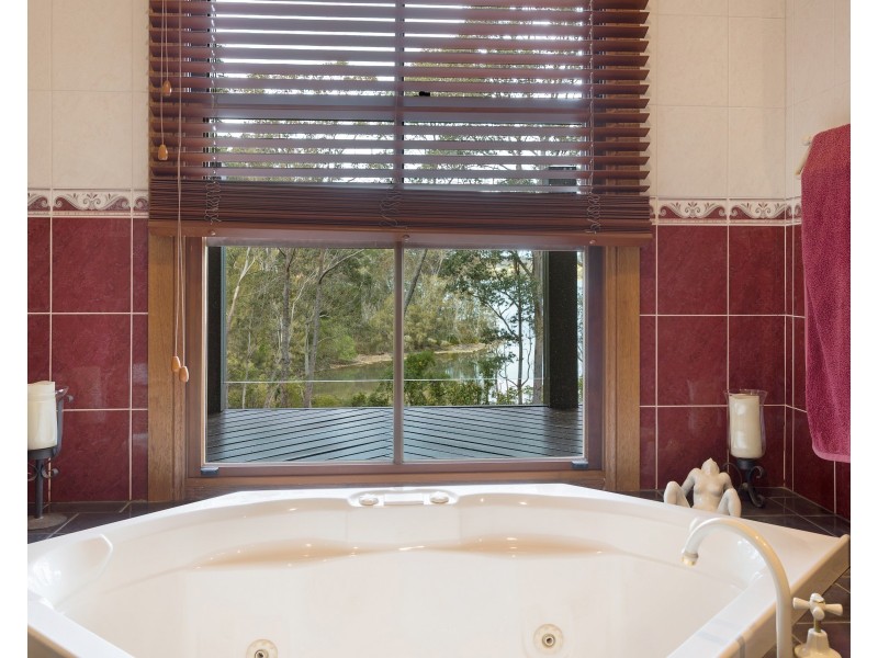 154 RIVERVIEW ROAD, North Narooma NSW 2546