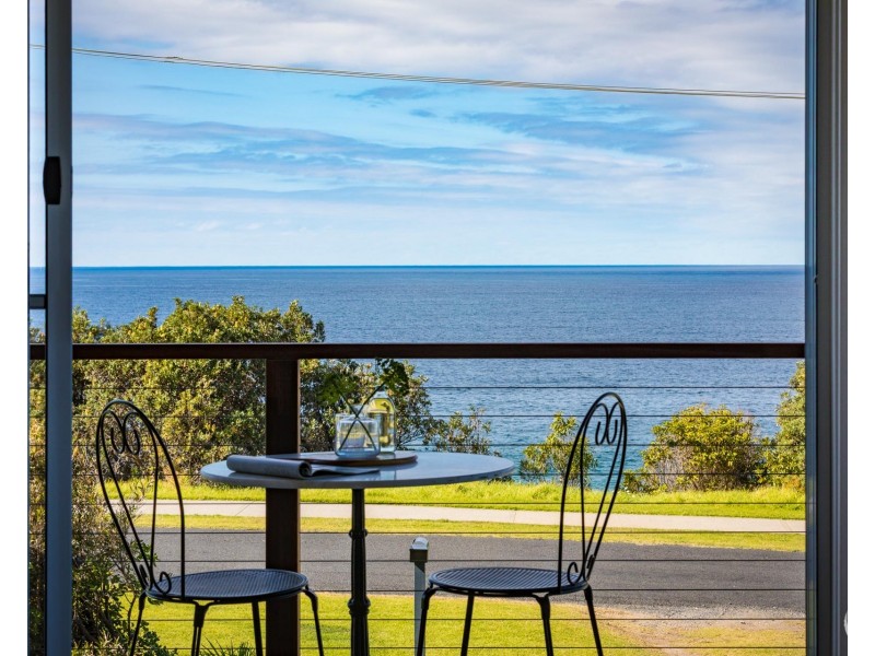 114 Ocean Parade, Dalmeny NSW 2546