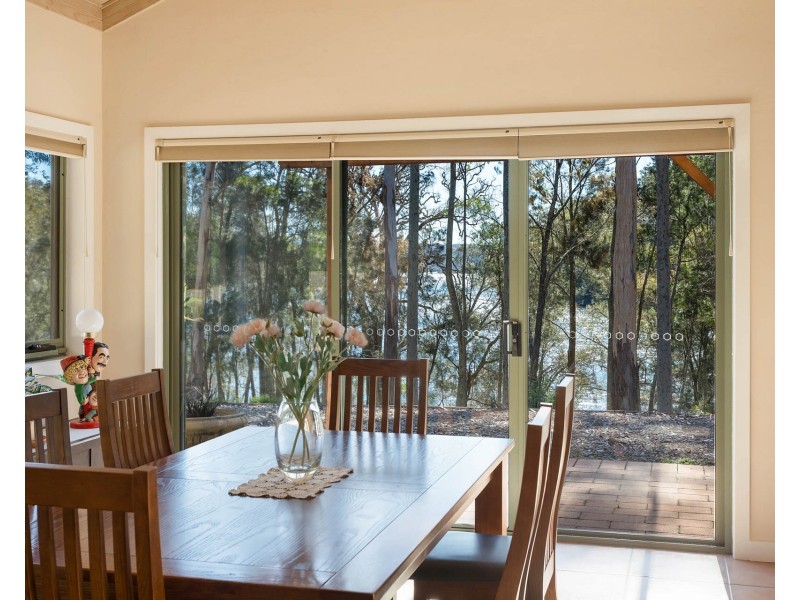 105 Hobbs Point Road, Narooma NSW 2546