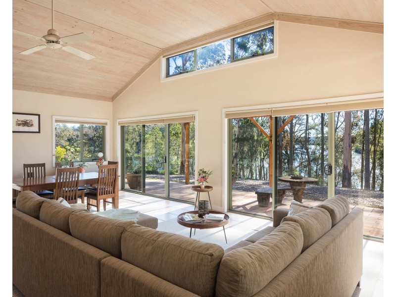 105 Hobbs Point Road, Narooma NSW 2546