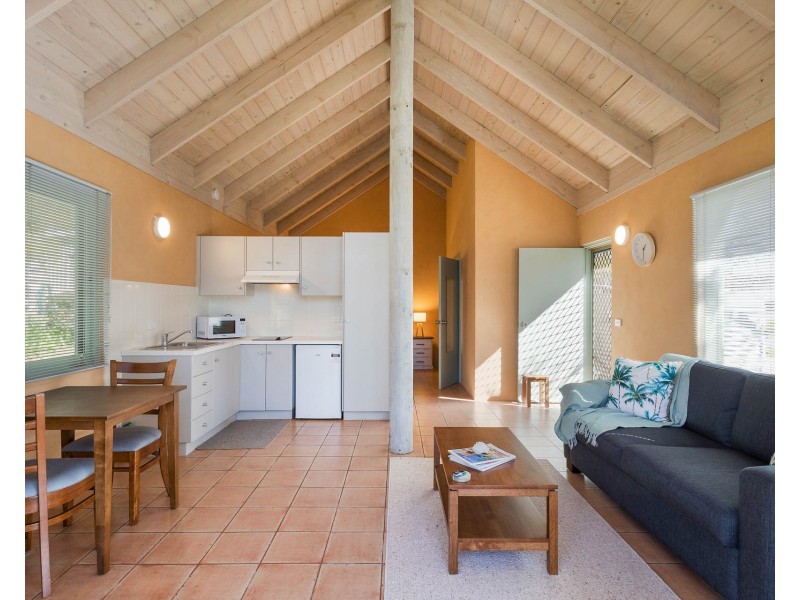 105 Hobbs Point Road, Narooma NSW 2546