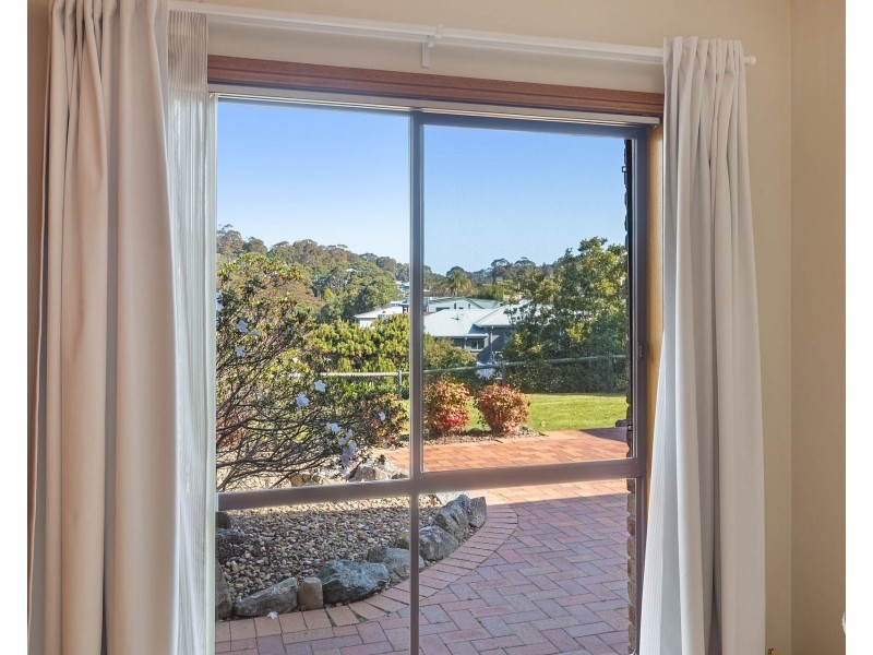 6 Baldwin Avenue, Kianga NSW 2546