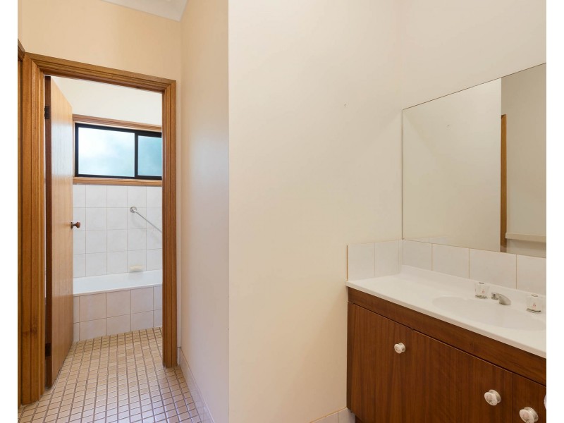 6 Baldwin Avenue, Kianga NSW 2546