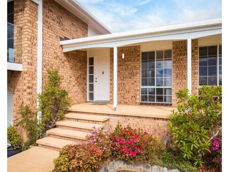37 Cresswick Parade, Dalmeny NSW 2546