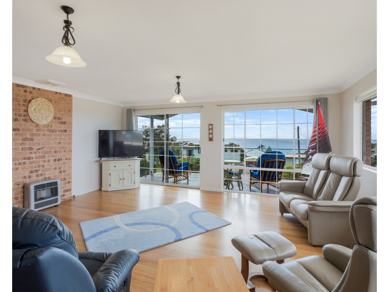 37 Cresswick Parade, Dalmeny NSW 2546