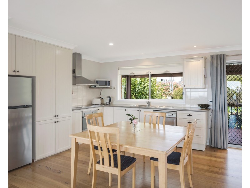 37 Cresswick Parade, Dalmeny NSW 2546
