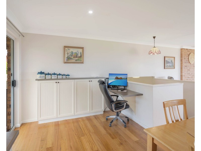 37 Cresswick Parade, Dalmeny NSW 2546
