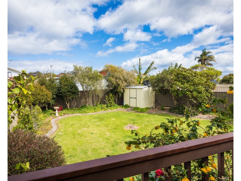 37 Cresswick Parade, Dalmeny NSW 2546