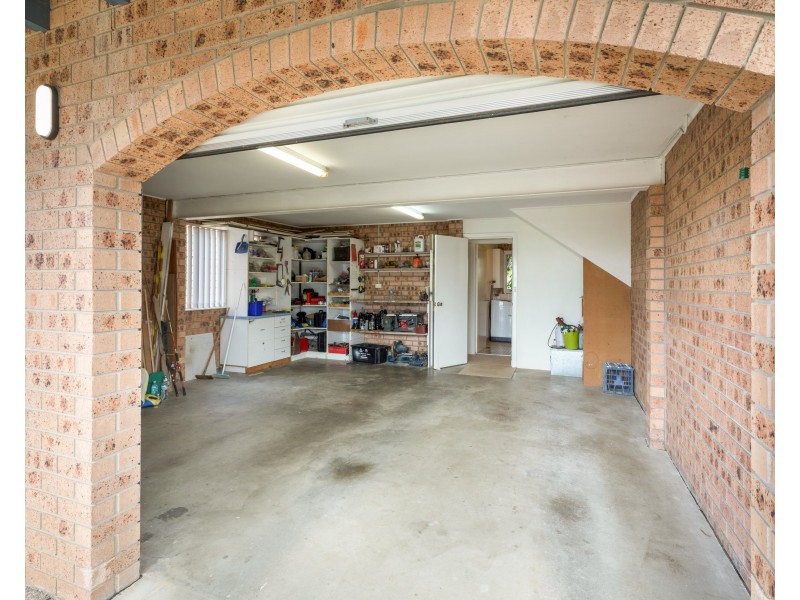 37 Cresswick Parade, Dalmeny NSW 2546