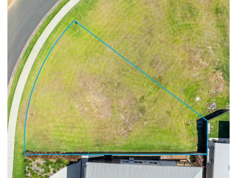 41 Warbler Crescent, North Narooma NSW 2546