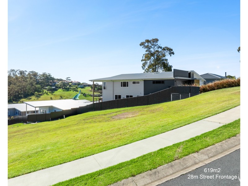 41 Warbler Crescent, North Narooma NSW 2546
