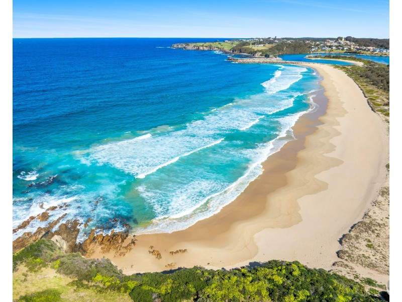 41 Warbler Crescent, North Narooma NSW 2546