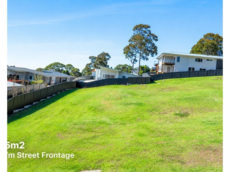 45 Warbler Crescent, North Narooma NSW 2546