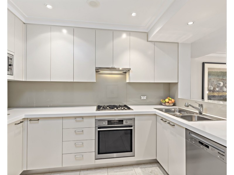 701/7 Rockwall Crescent, Potts Point NSW 2011