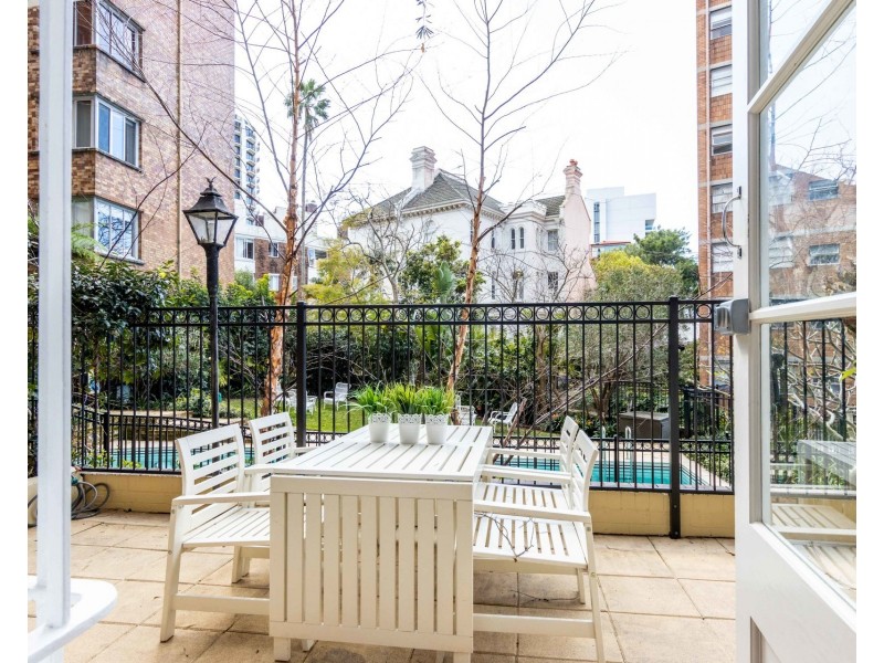 8/4 Ward Avenue, Potts Point NSW 2011