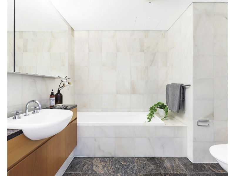 3703/184 Forbes Street, Darlinghurst NSW 2010