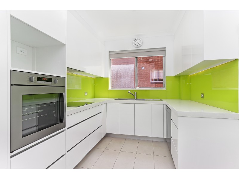 2/3 Hendy Avenue, Coogee NSW 2034
