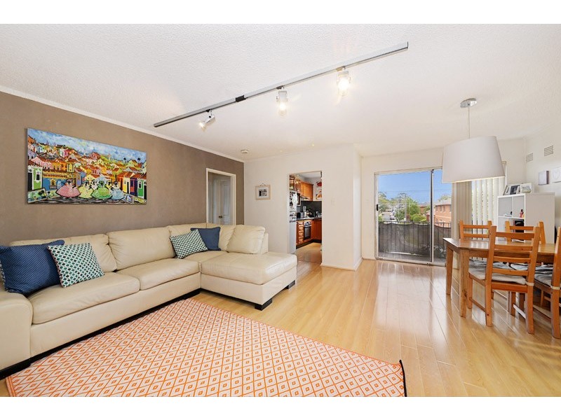 8/2 Evans Avenue, Eastlakes NSW 2018