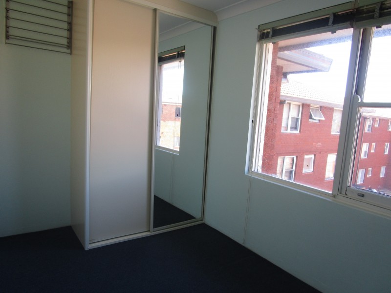 8/1 Gray Crescent, Eastlakes NSW 2018