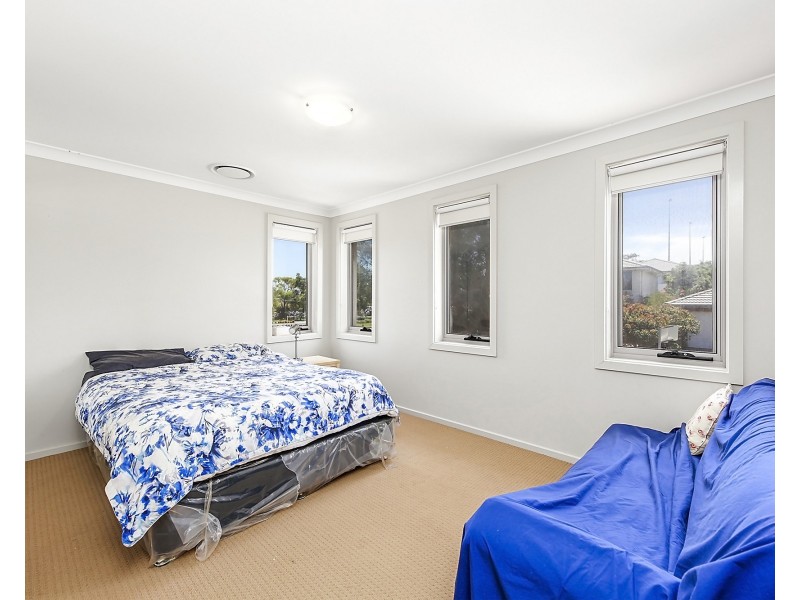 8 Cove Circuit, Little Bay NSW 2036