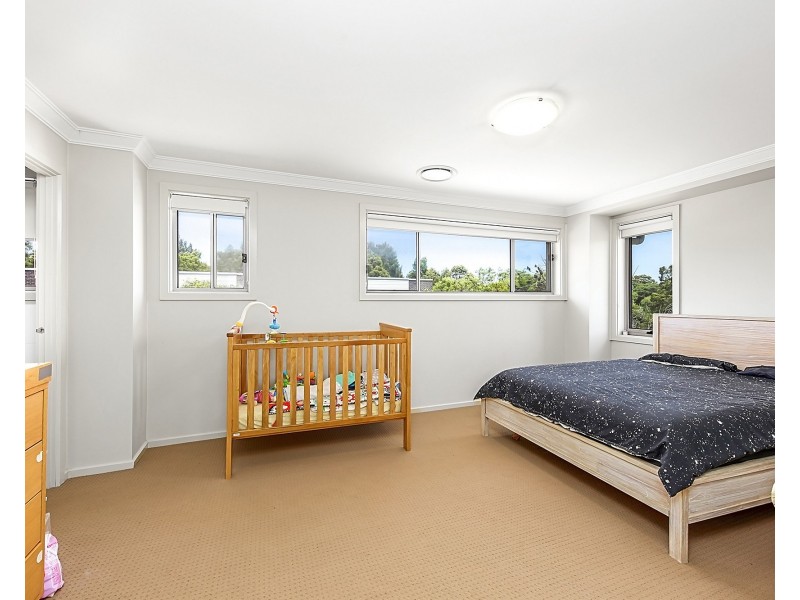 8 Cove Circuit, Little Bay NSW 2036