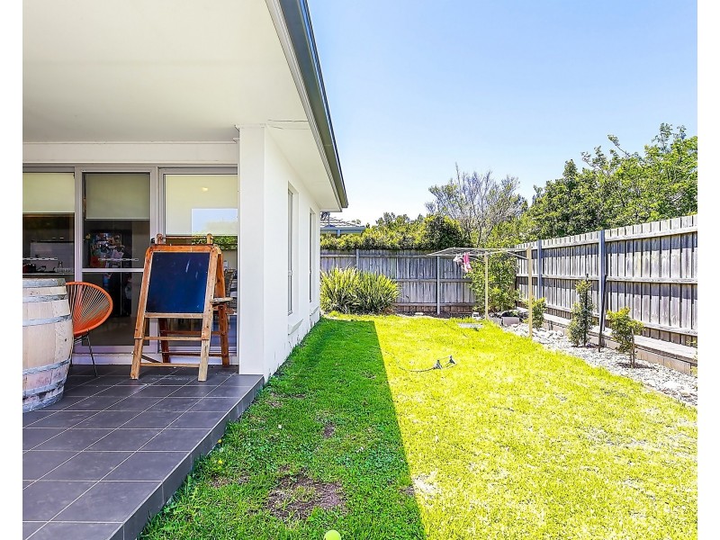 8 Cove Circuit, Little Bay NSW 2036