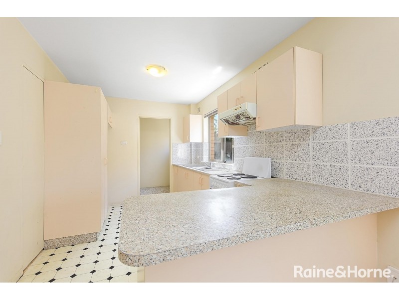 2/16 Glen Street, Marrickville NSW 2204