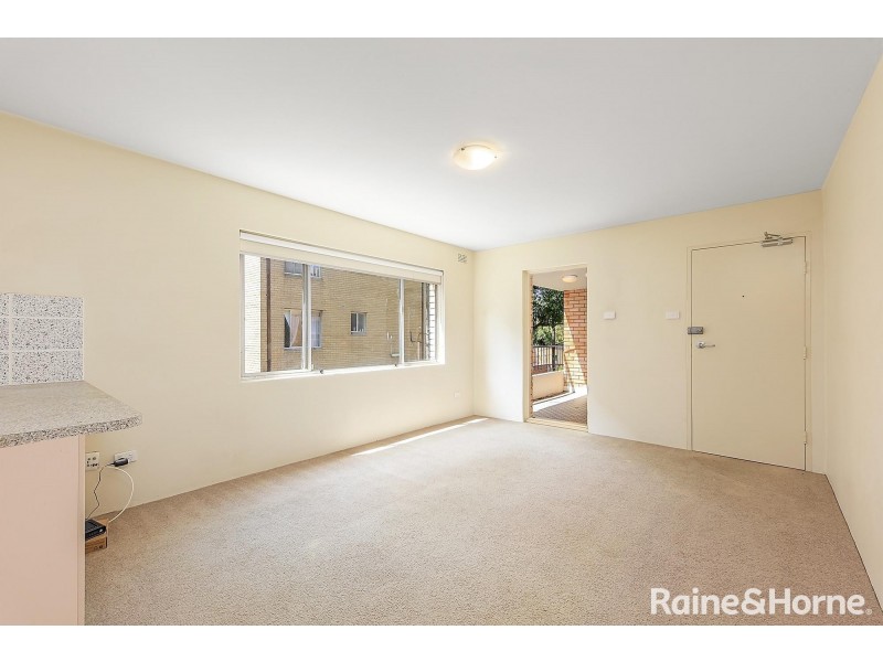2/16 Glen Street, Marrickville NSW 2204