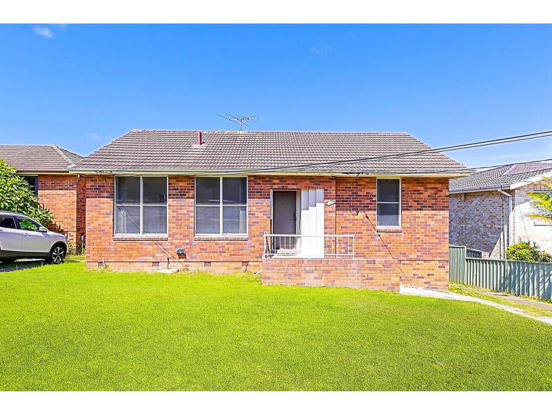 16 Lasseter Avenue, Chifley NSW 2036