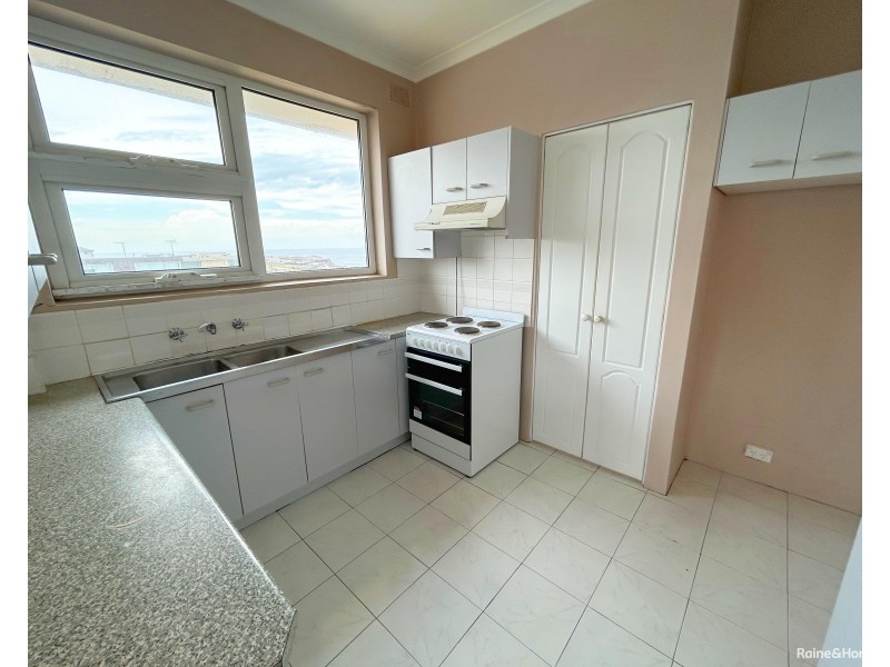 6/98 Marine Parade, Maroubra NSW 2035