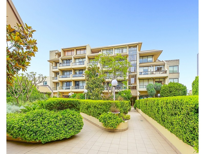 16/2 New Mclean Street, Edgecliff NSW 2027