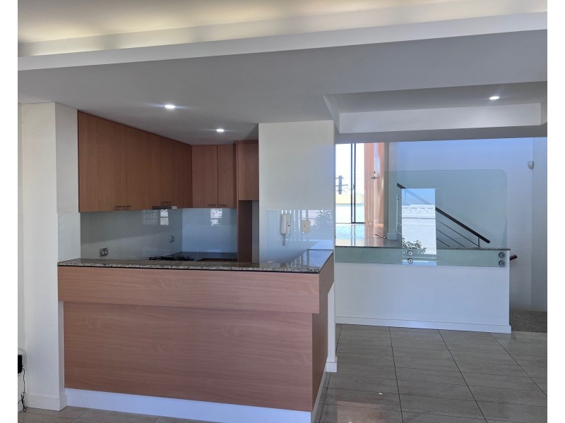 2/16 Mulgray Avenue, Maroubra NSW 2035